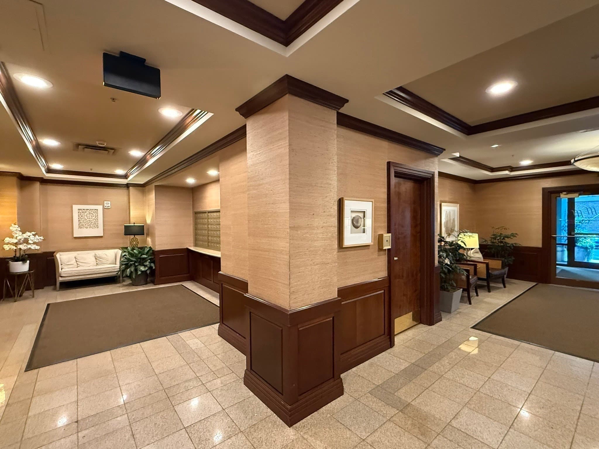 Condominium at 1 Nassau # 1705, Boston MA 02111, photo 33 of 36
