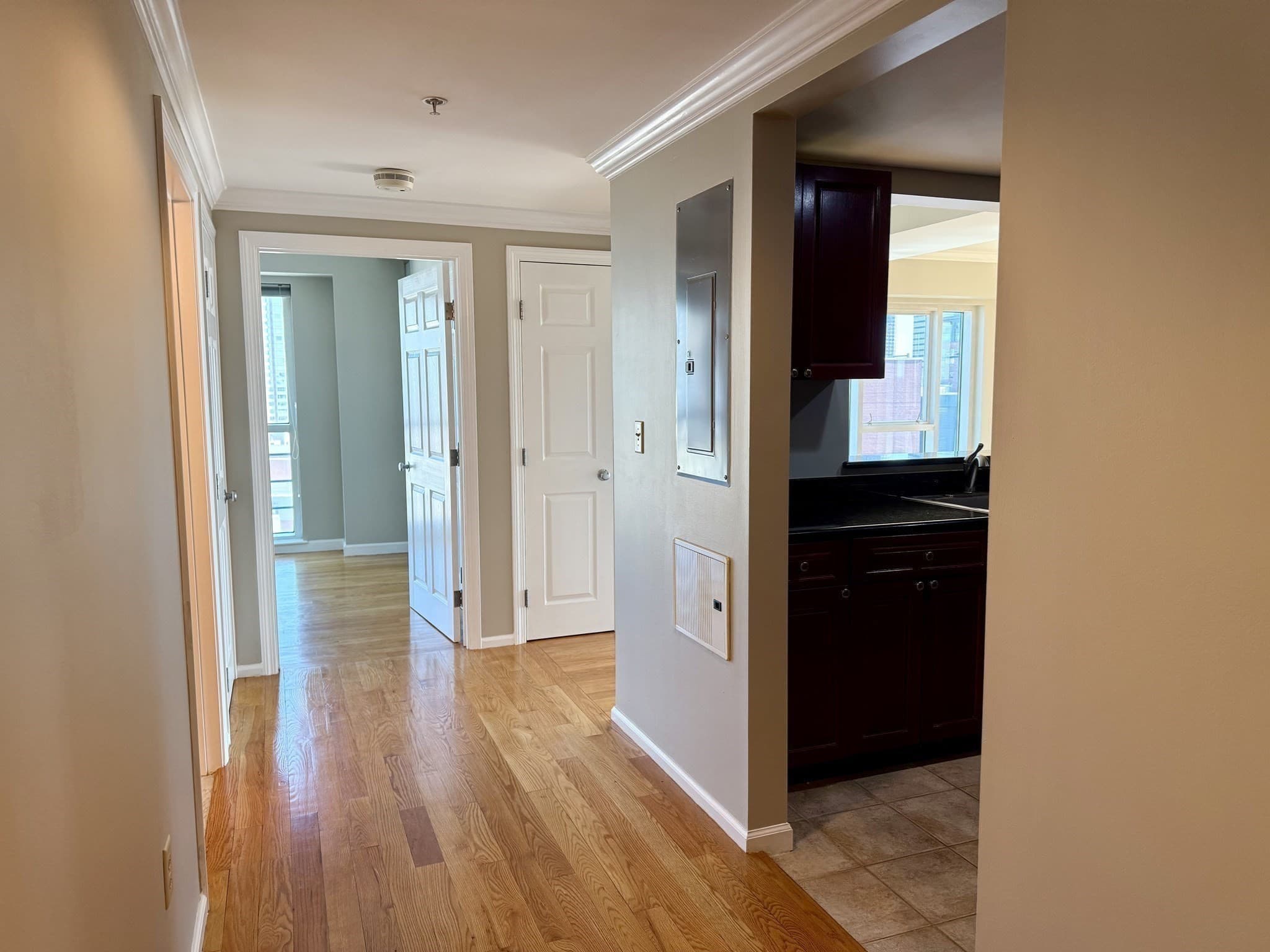 Condominium at 1 Nassau # 1705, Boston MA 02111, photo 15 of 36