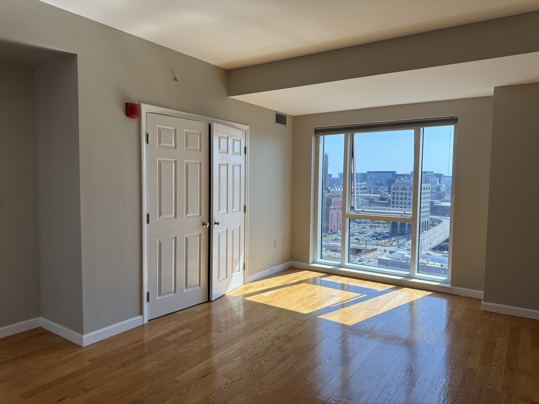 Condominium at 1 Nassau # 1705, Boston MA 02111, photo 21 of 36