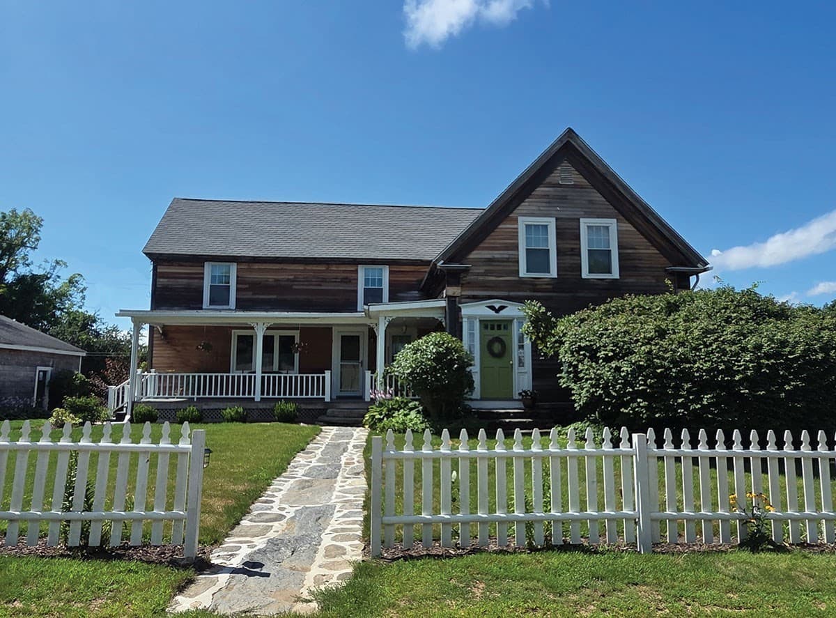 Equestrian at 777 Ridge Rd, Hardwick MA 01037, photo 2 of 42