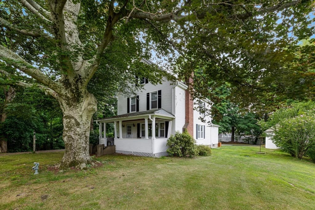 676 Paine Road, North Attleboro MA 02760 photo 2