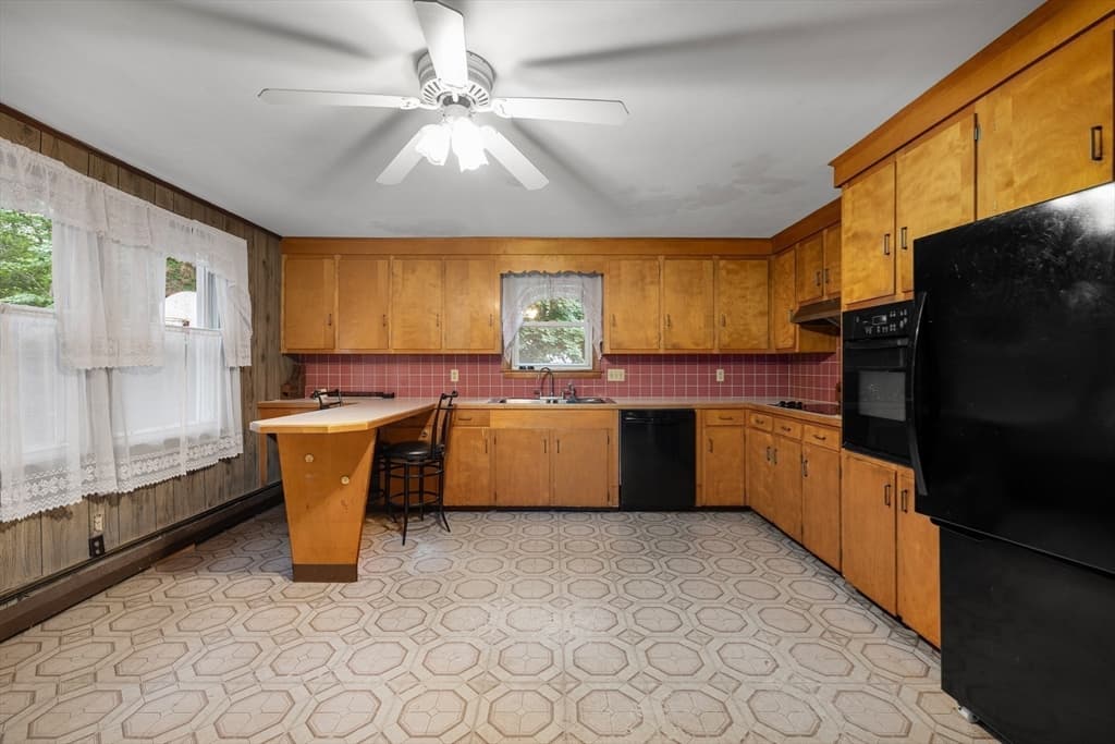 676 Paine Road, North Attleboro MA 02760 photo 16