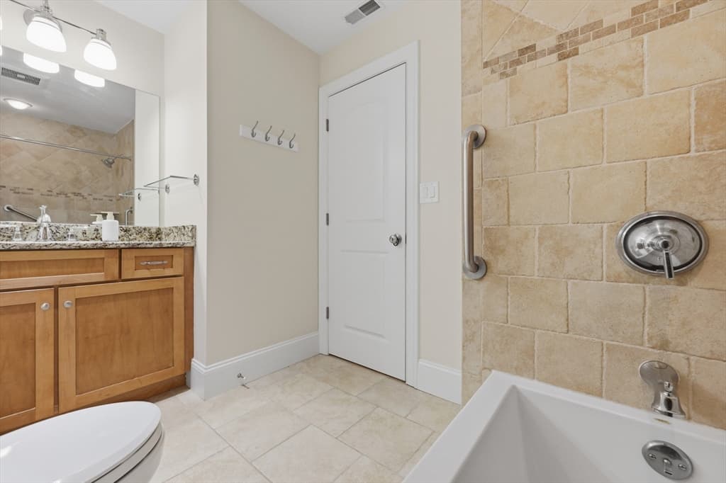 173 Bedford Road # 2, Woburn MA 01801 photo 23