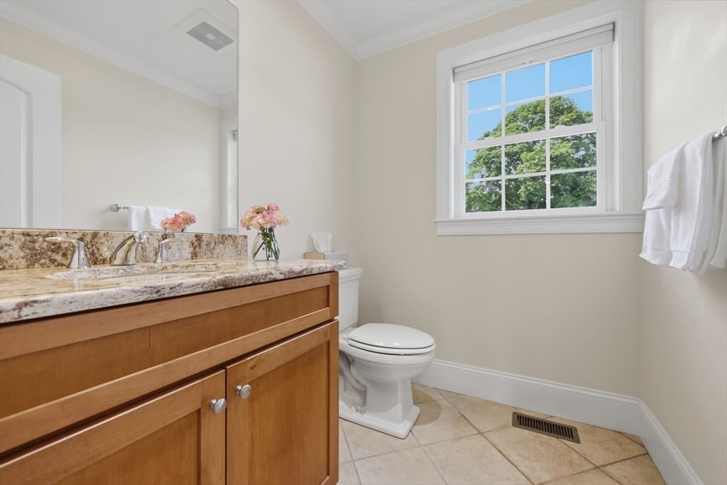 173 Bedford Road # 2, Woburn MA 01801 photo 13