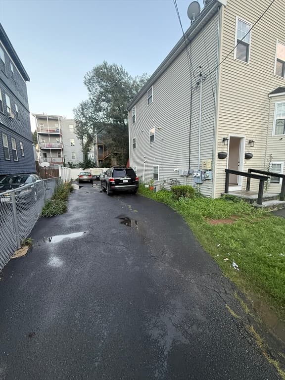 14-16 Jacob St, Boston MA 02124 photo 2