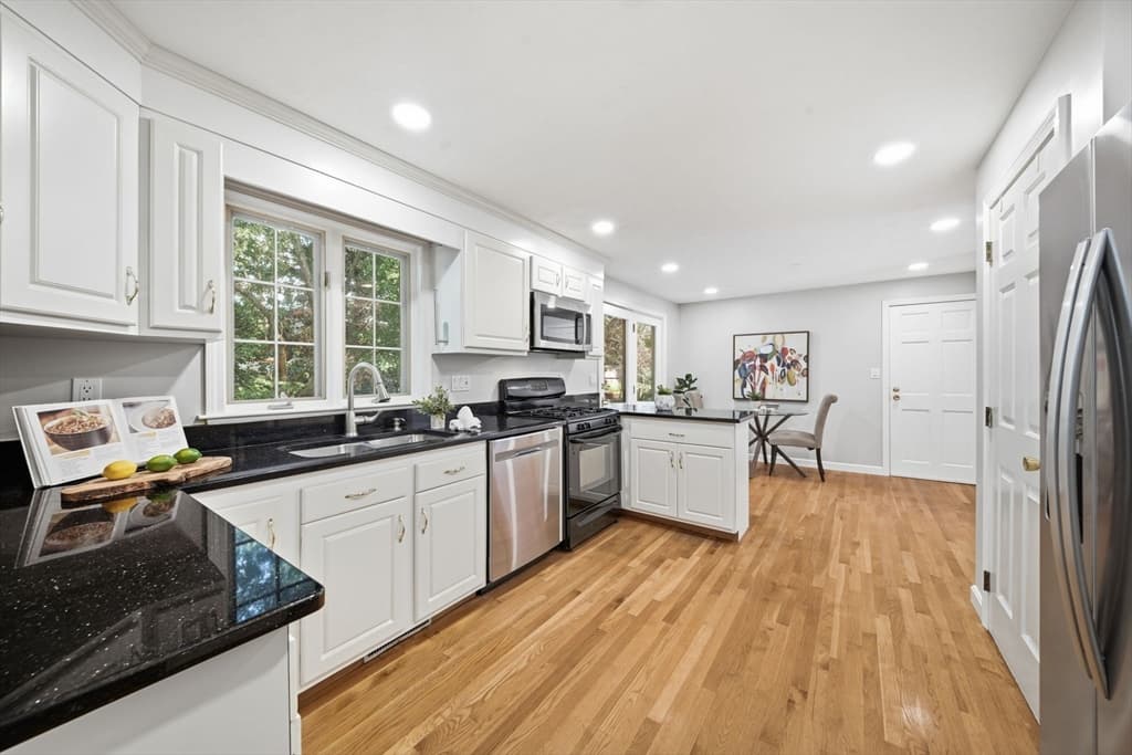 27 Stonegate Rd # 27, Chelmsford MA 01824 photo 12