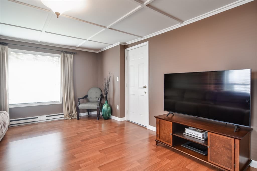179 Chestnut Street, Marlborough MA 01752 photo 3
