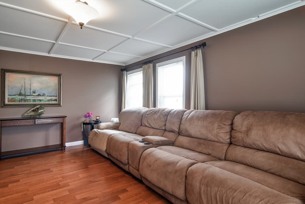 179 Chestnut Street, Marlborough MA 01752 photo 4