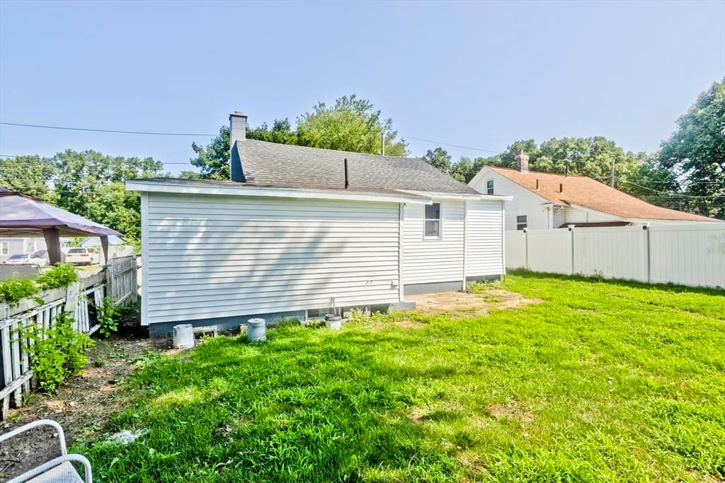 143 Davenport St, Springfield MA 01119 photo 20