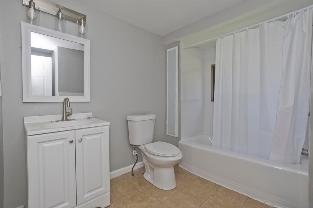 143 Davenport St, Springfield MA 01119 photo 11
