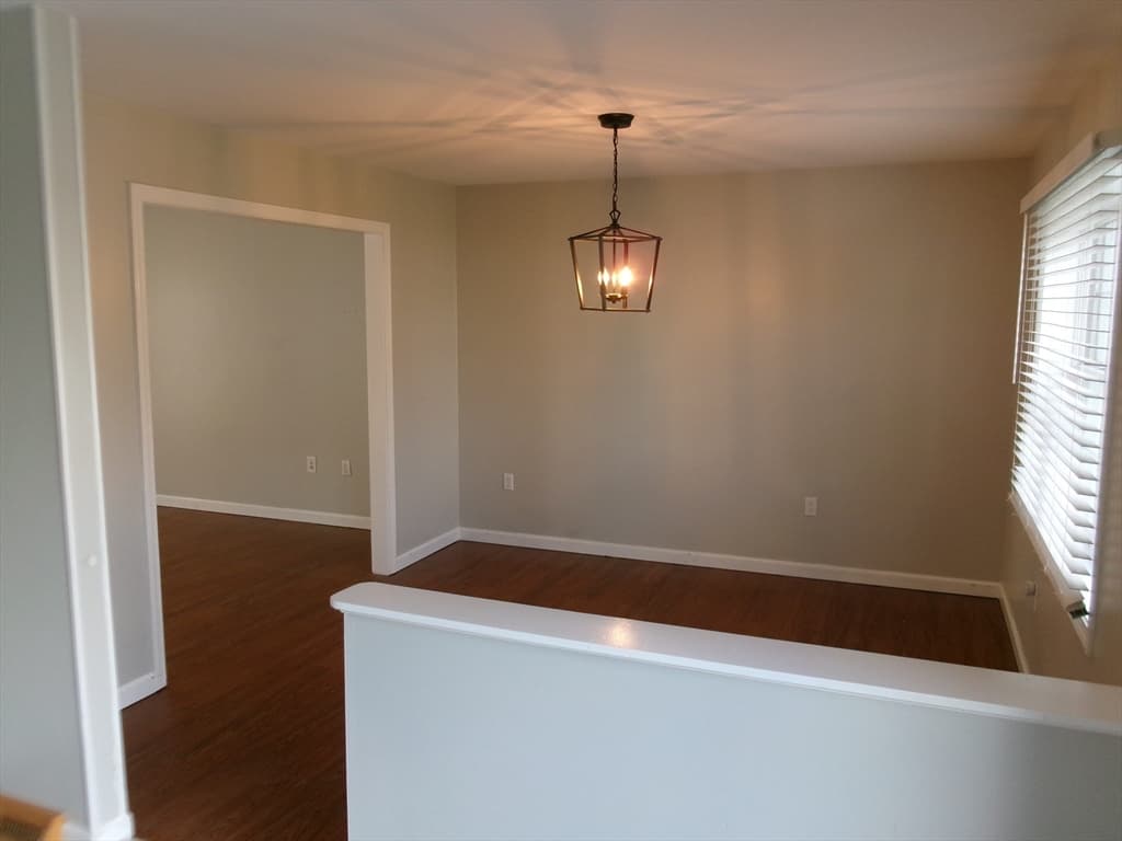 71 Eddywood St, Springfield MA 01118 photo 6