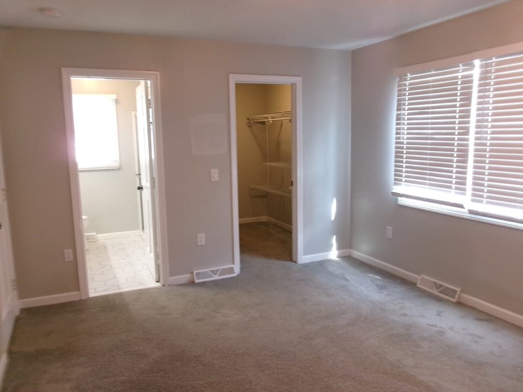 71 Eddywood St, Springfield MA 01118 photo 16