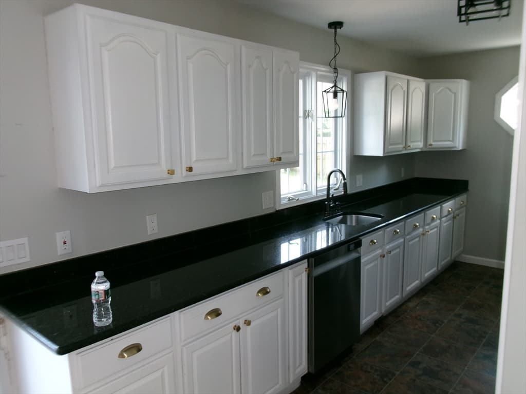 71 Eddywood St, Springfield MA 01118 photo 7