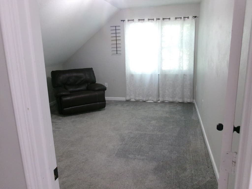 71 Eddywood St, Springfield MA 01118 photo 19