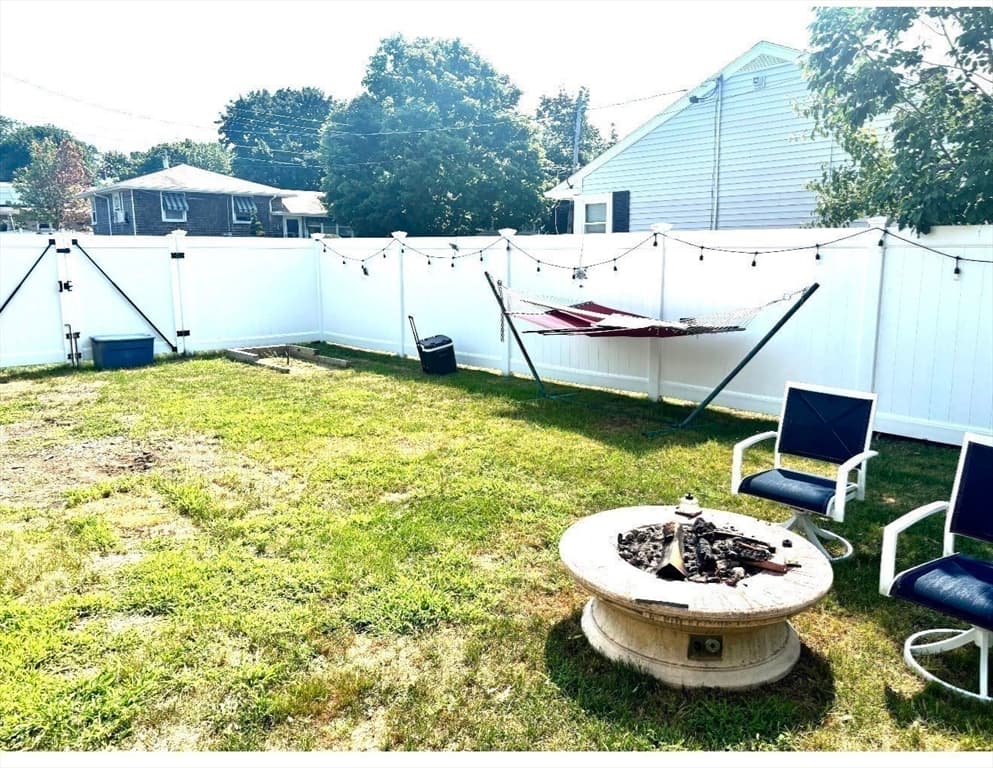 401 Whitlow St, New Bedford MA 02746 photo 23