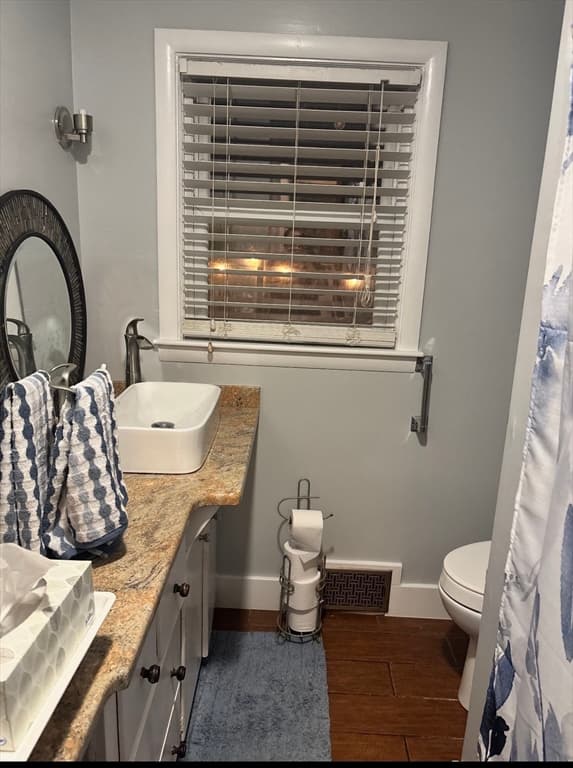 401 Whitlow St, New Bedford MA 02746 photo 13