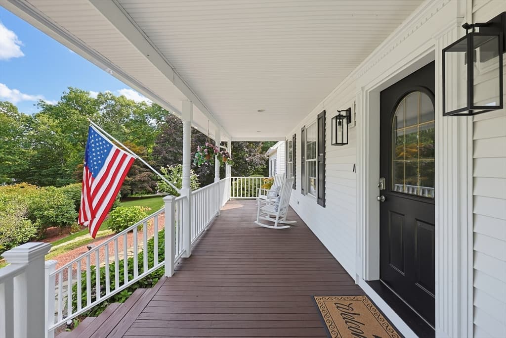 176 Spring St, Hopkinton MA 01748 photo 2
