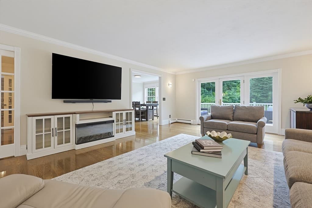 176 Spring St, Hopkinton MA 01748 photo 9