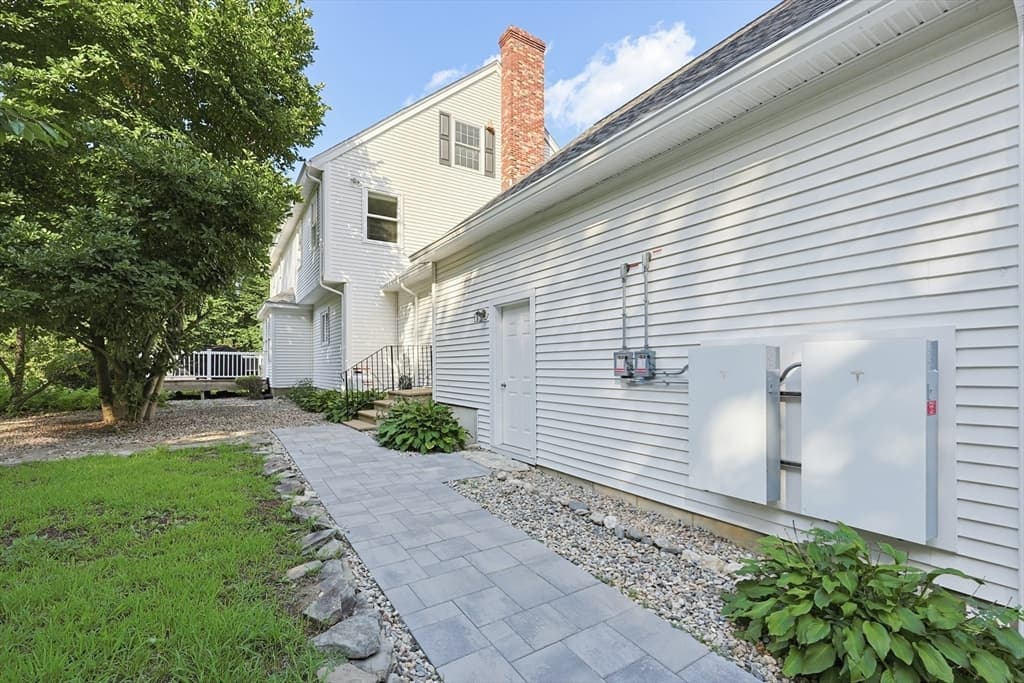 176 Spring St, Hopkinton MA 01748 photo 38
