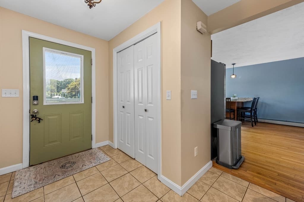 77 Oakcrest Drive, North Attleboro MA 02760 photo 3