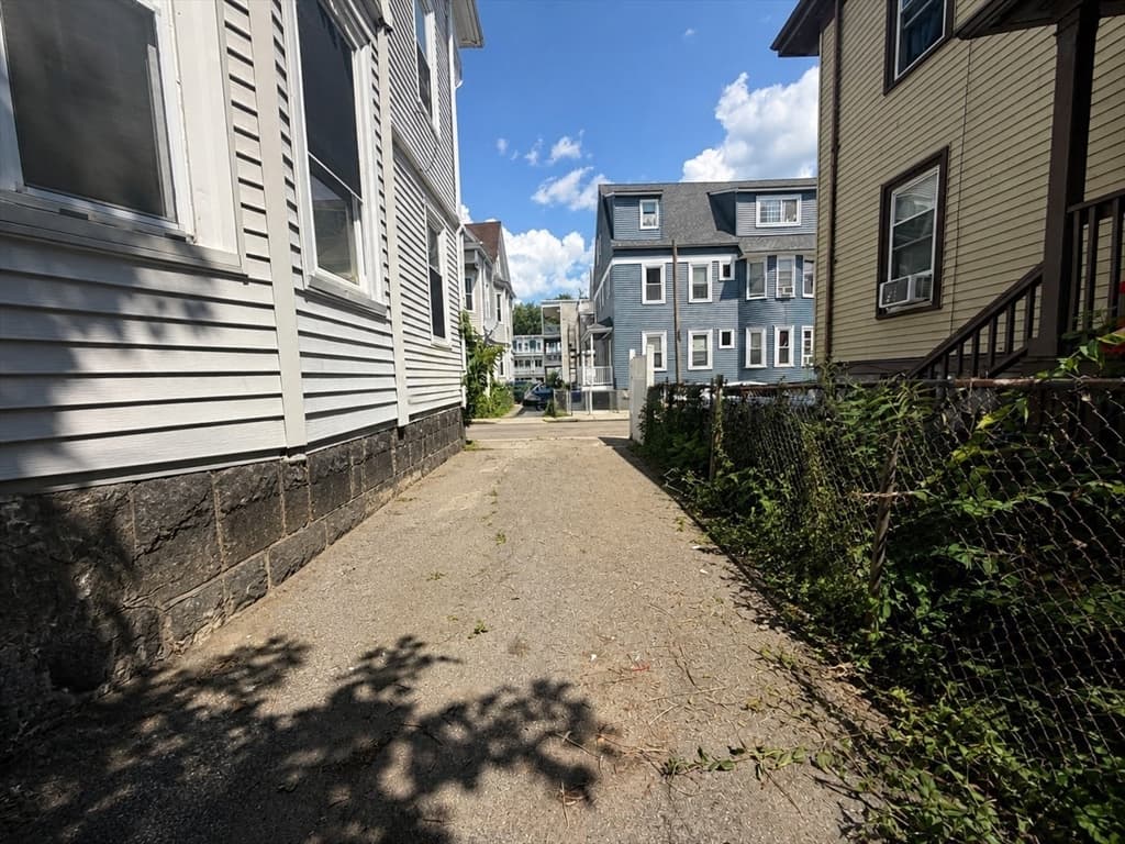 1 Louis D Brown Way, Boston MA 02124 photo 37