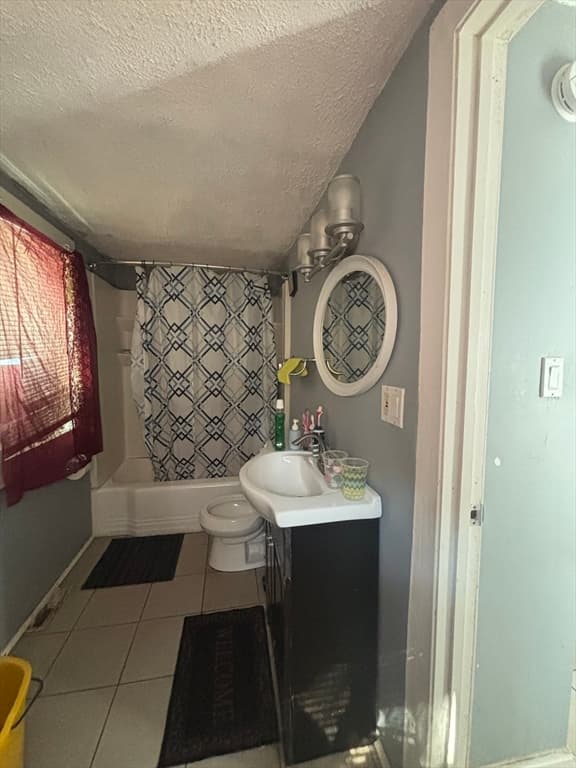 3 Dean St, Southbridge MA 01550 photo 4