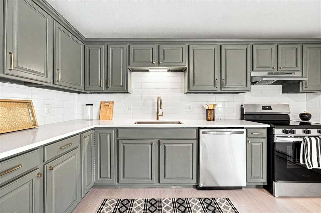 283 Fuller Rd # K, Chicopee MA 01020