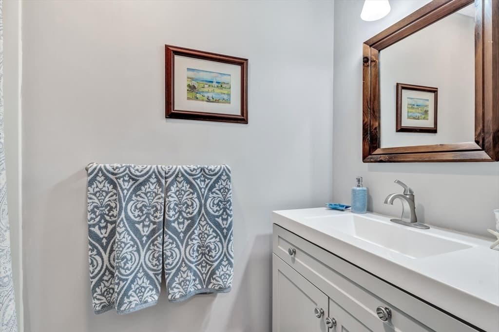 770 County Rd, Bourne MA 02559 photo 24