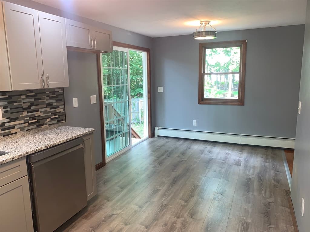84 Catherine Street, Gardner MA 01440 photo 4