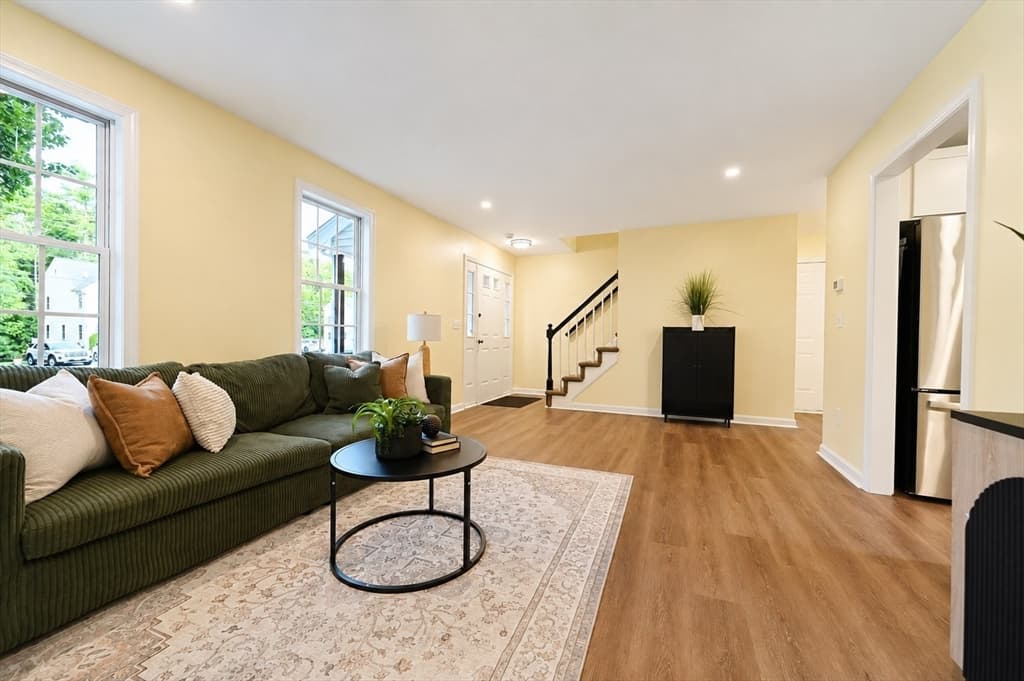 Condominium at 345 Laurel St # 1, Bridgewater MA 02324, Bridgewater, photo 2 of 35