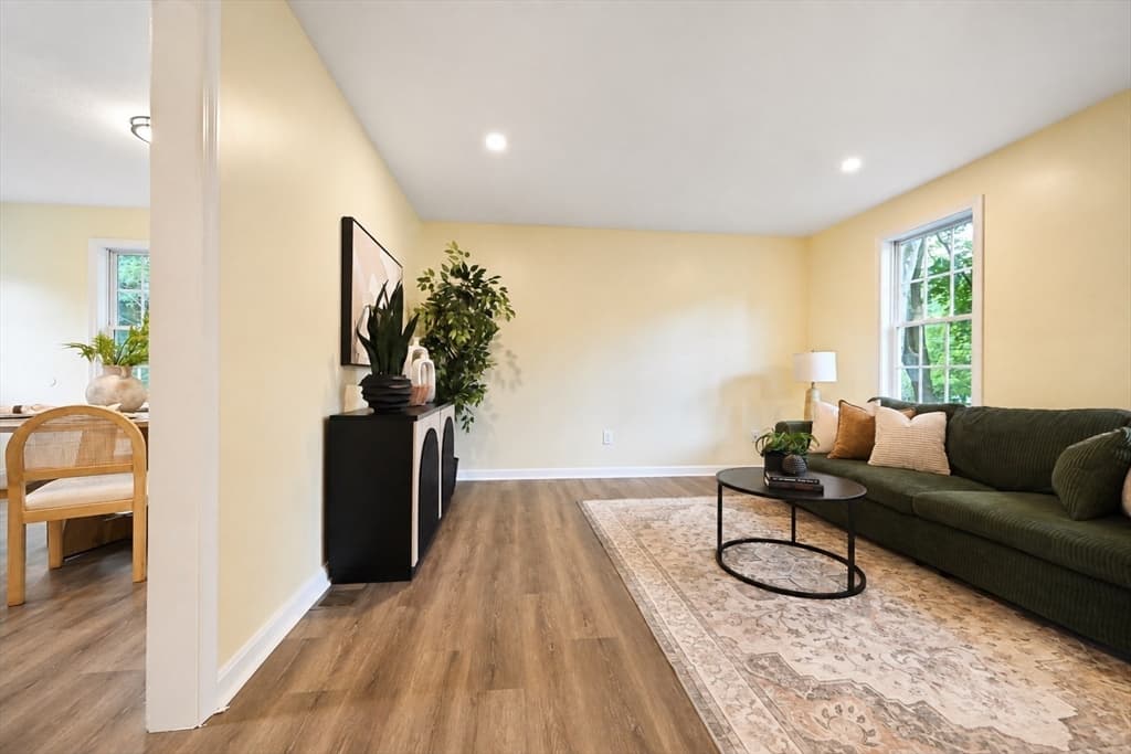 Condominium at 345 Laurel St # 1, Bridgewater MA 02324, Bridgewater, photo 4 of 35