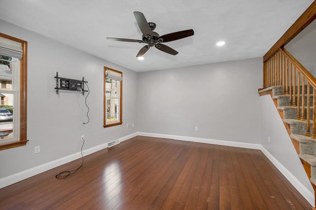 759 Wellman Avenue # 759, Chelmsford MA 01863 photo 9