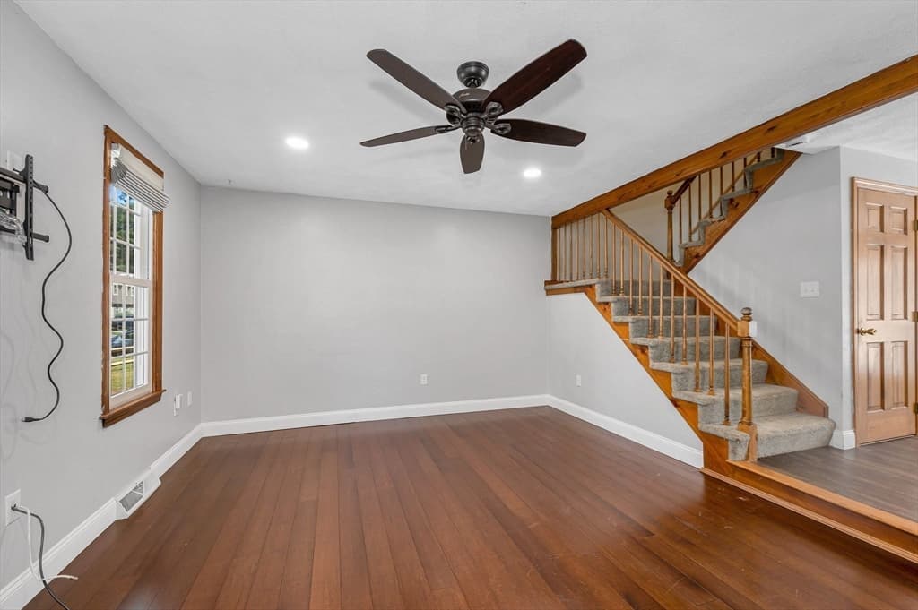 759 Wellman Avenue # 759, Chelmsford MA 01863 photo 8