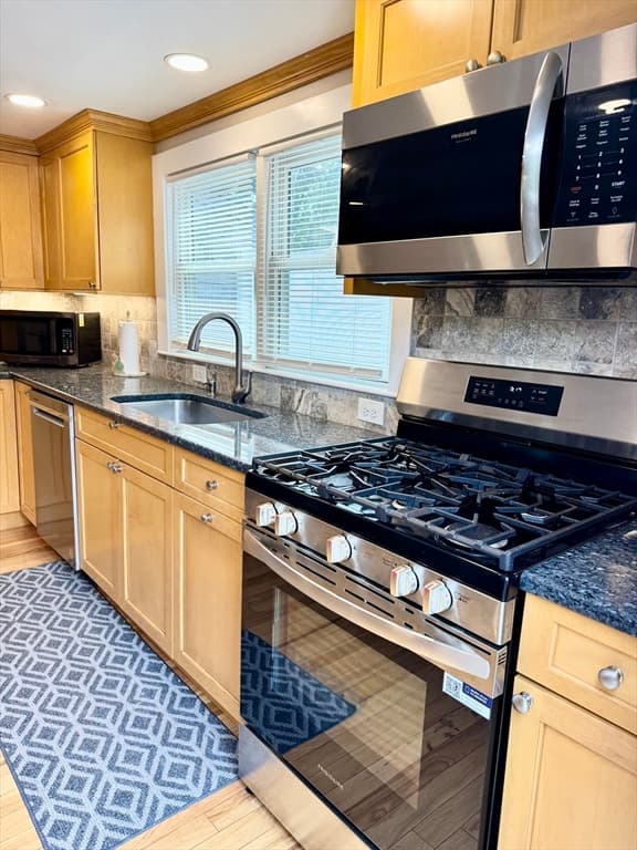 123 Fawcett Ln, Barnstable MA 02601 photo 5