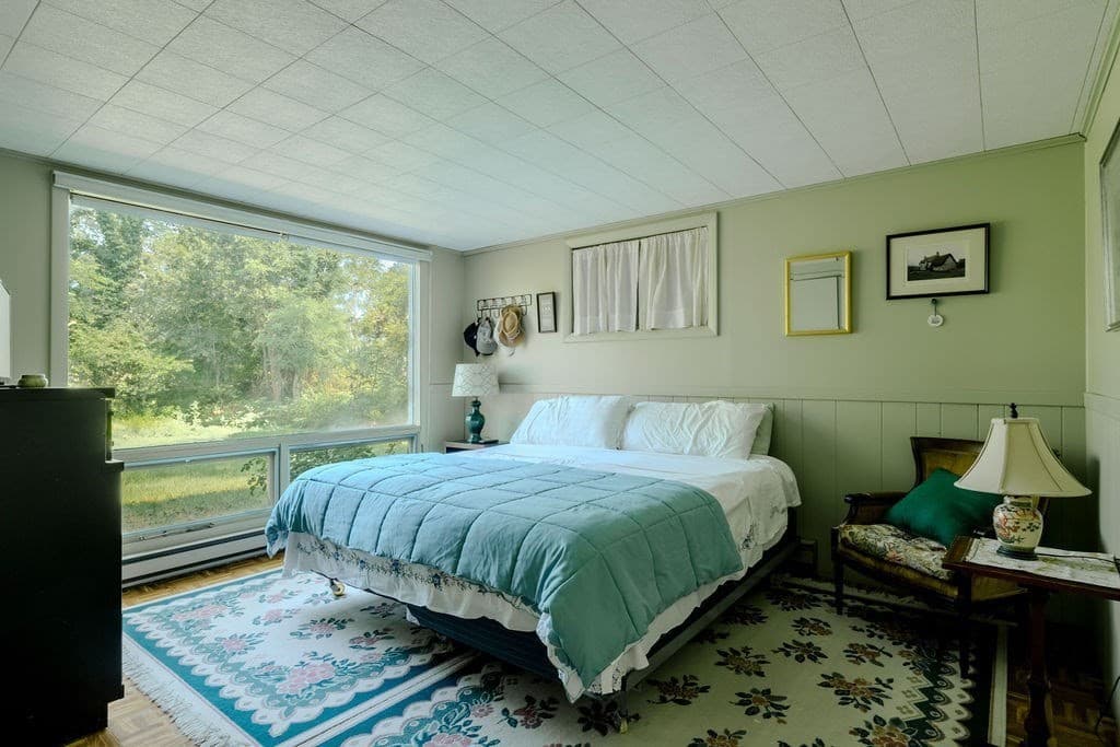 Single Family Residence at 450 Lieutenant Island Rd, Wellfleet MA 02667, photo 3 of 42