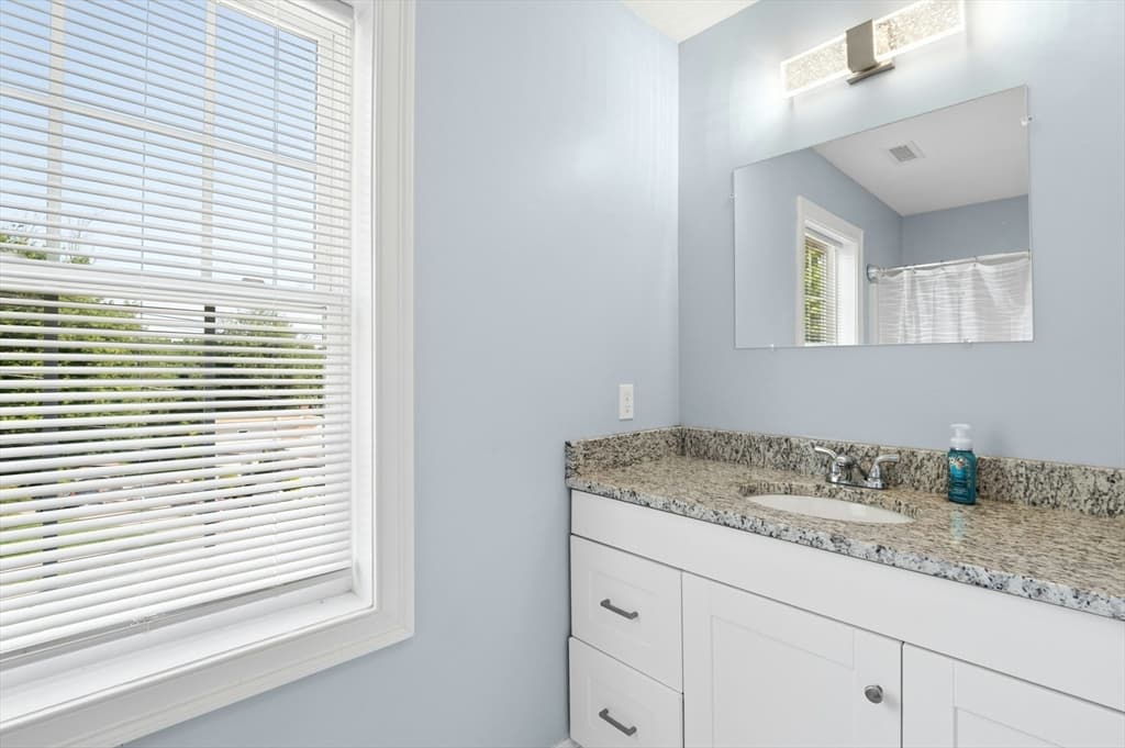 133 Apricot St, Worcester MA 01603 photo 26