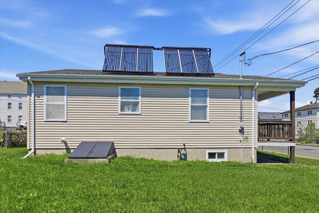 1033 Rodman St, Fall River MA 02721 photo 37