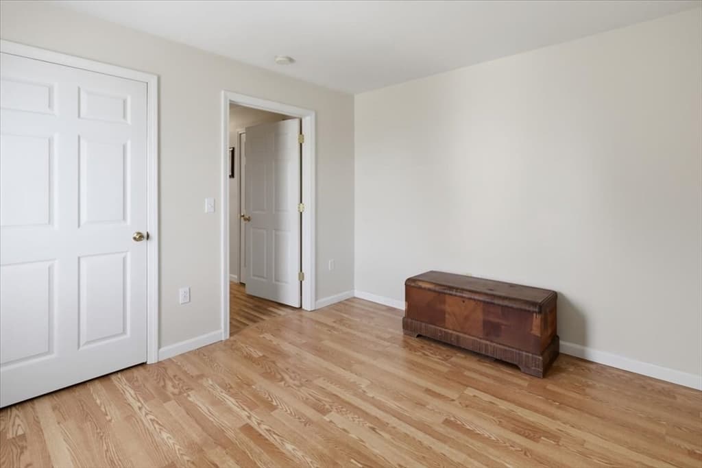 1033 Rodman St, Fall River MA 02721 photo 19