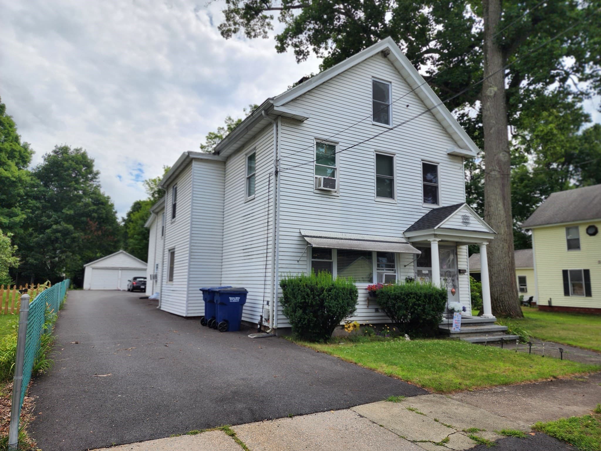 Multi Family at 1009 Maple Street, Palmer MA 01069, Palmer, photo 2 of 32