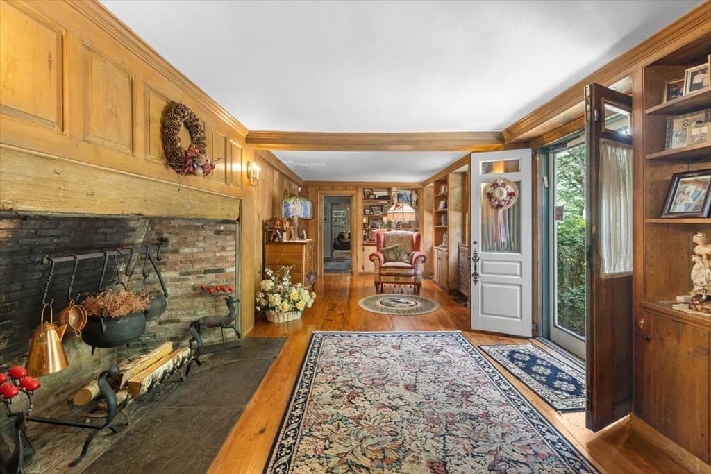 112 Farm Rd, Sherborn MA 01770 photo 4