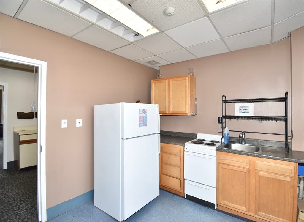 175 State St, Springfield MA 01103 photo 11