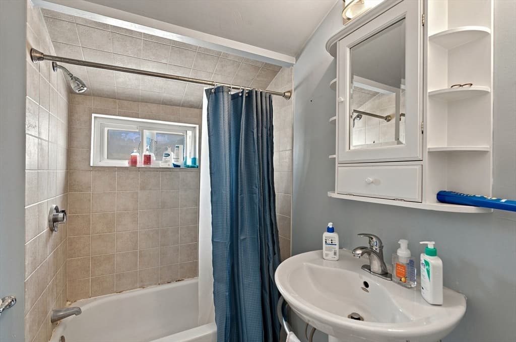 35 Franklin Ave, Somerville MA 02145 photo 27