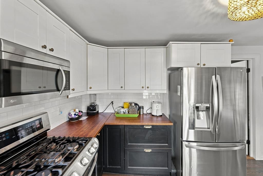 35 Franklin Ave, Somerville MA 02145 photo 2