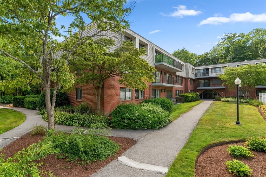 573 Broad St # 135, Weymouth MA 02189 photo 25