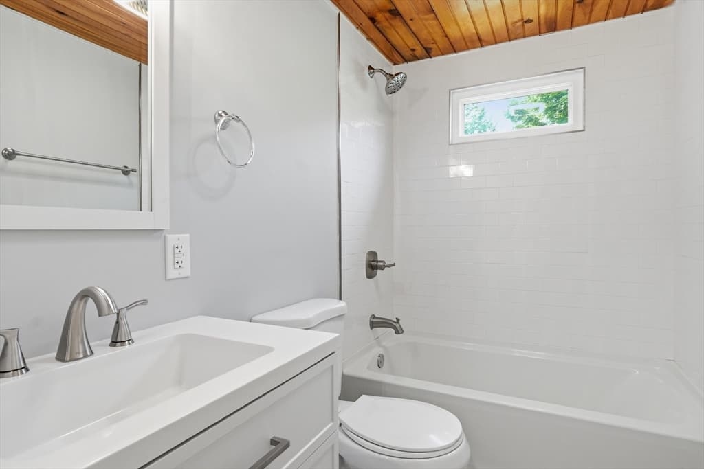 6 Hamilton Drive, Holland MA 01521 photo 26