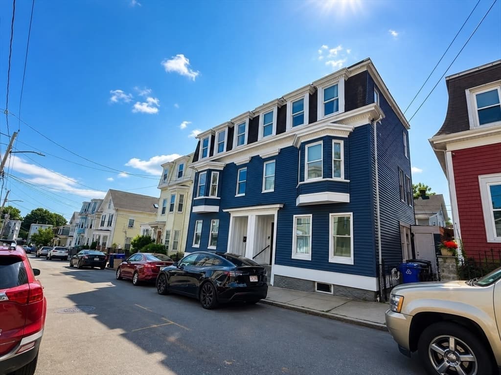 17-19 Clarence St, Boston MA 02119 photo 18
