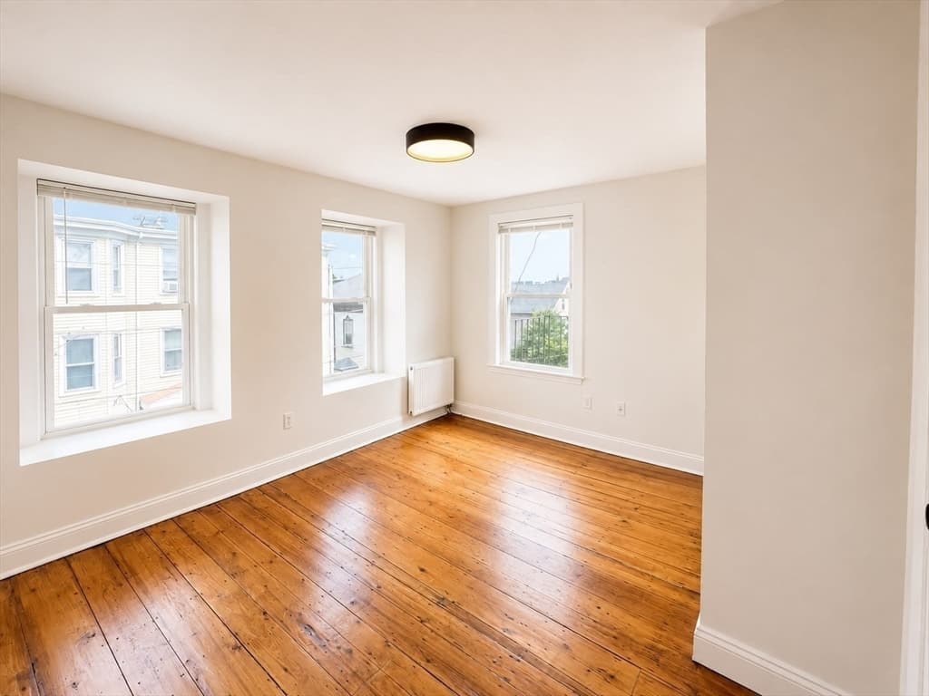 17-19 Clarence St, Boston MA 02119 photo 11