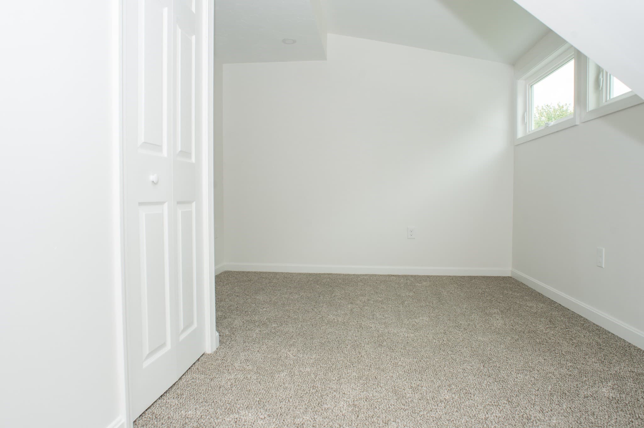 Single Family Residence at 198 Union Street, Northbridge MA 01588, Northbridge, photo 22 of 36