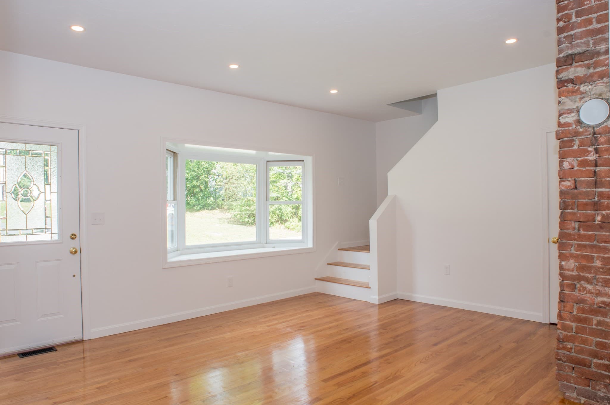Single Family Residence at 198 Union Street, Northbridge MA 01588, Northbridge, photo 10 of 36