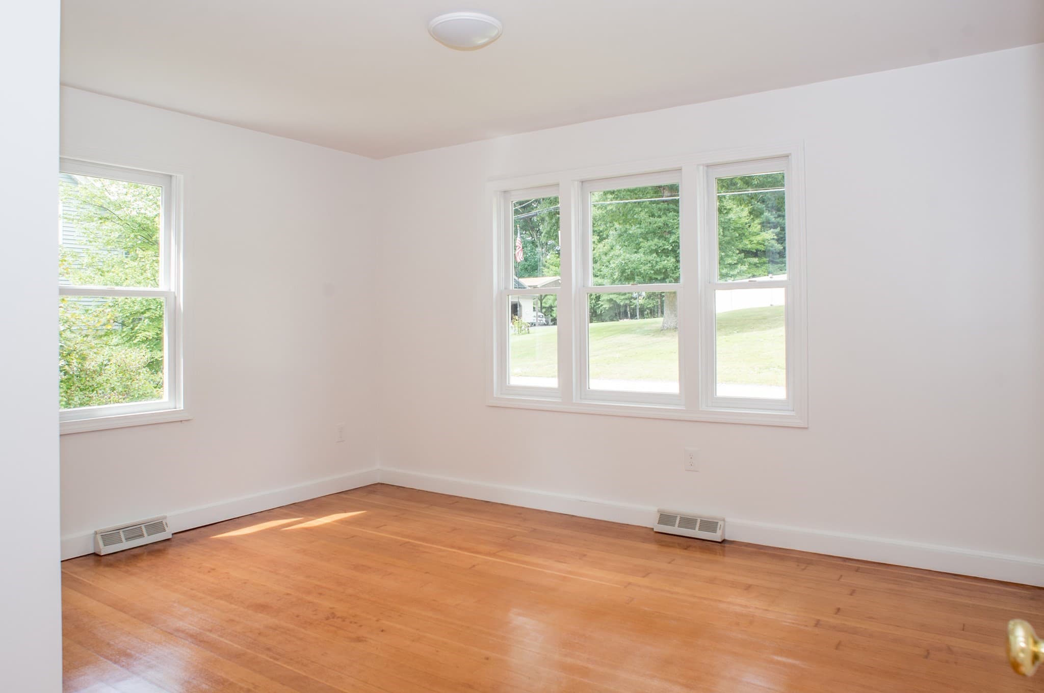 Single Family Residence at 198 Union Street, Northbridge MA 01588, Northbridge, photo 11 of 36